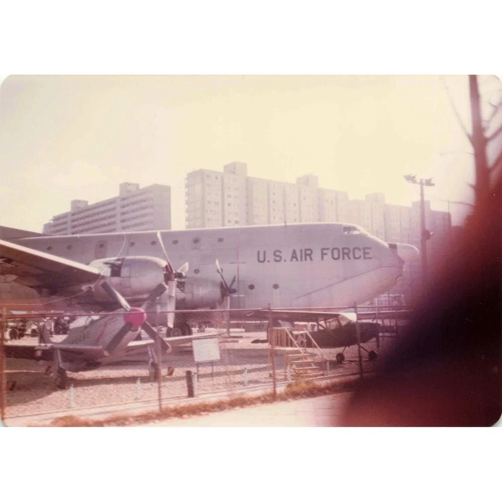 7 Vintage 1977 South Korea Photos USAF Aircraft Military Museum Ships Coast - Picture 7 of 7